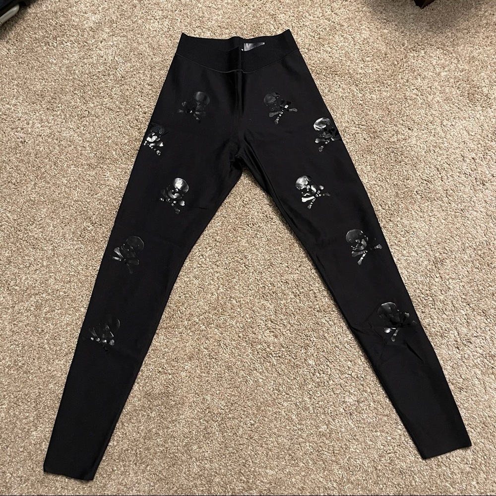 Black SoulCycle x Ultracor leggings